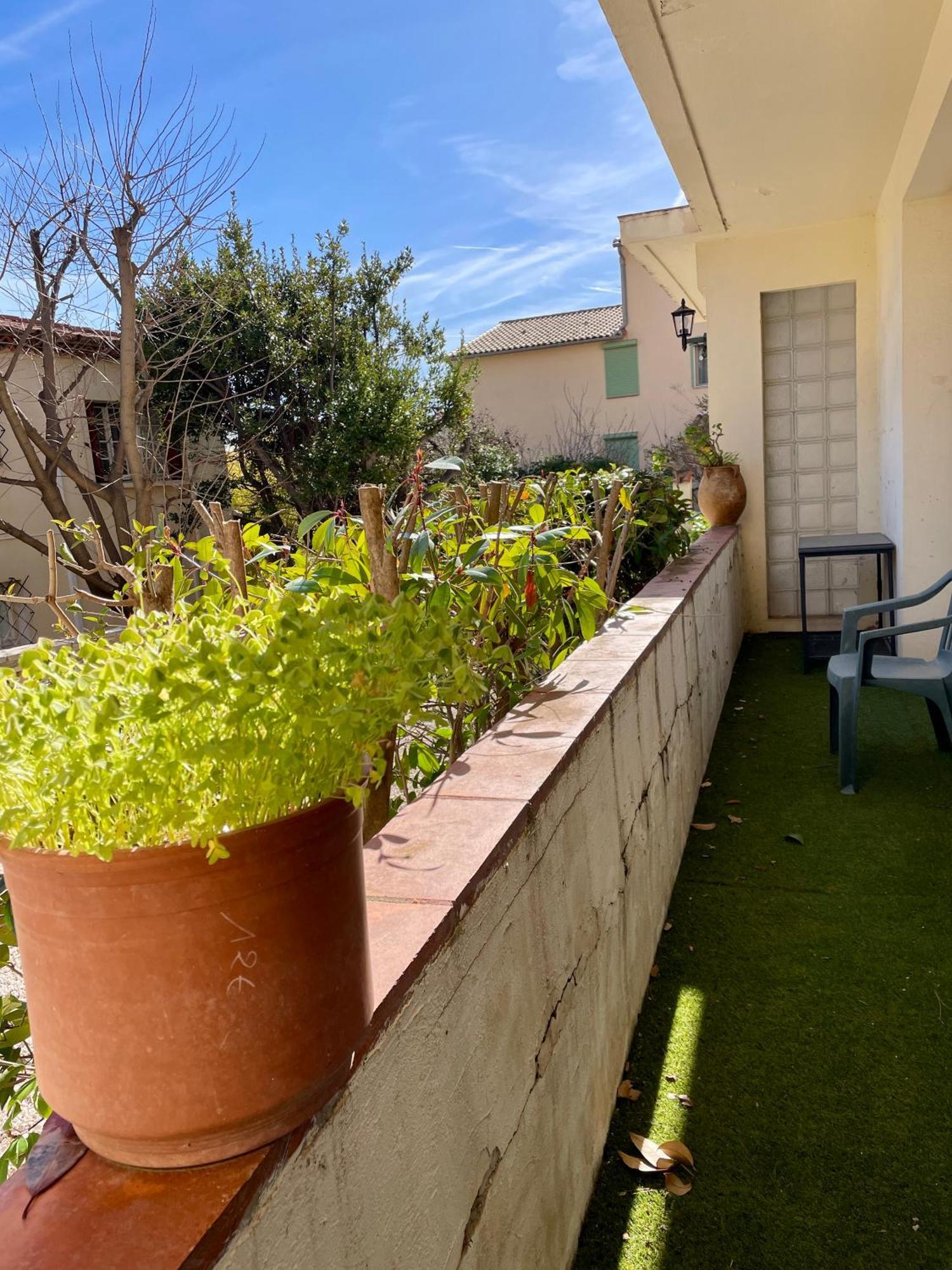 Apartamento Au Coeur Et Au Calme De Bandol, Parking Et Climatisation Exterior foto