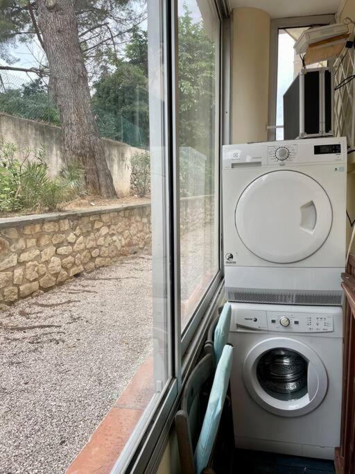 Apartamento Au Coeur Et Au Calme De Bandol, Parking Et Climatisation Exterior foto
