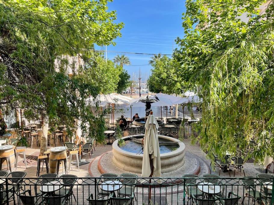 Apartamento Au Coeur Et Au Calme De Bandol, Parking Et Climatisation Exterior foto