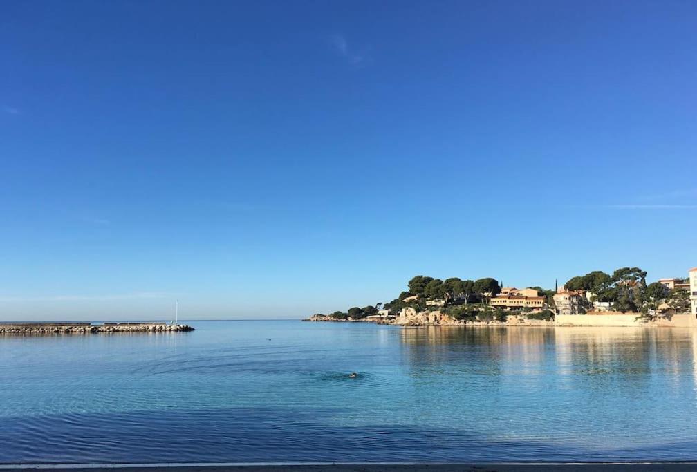 Apartamento Au Coeur Et Au Calme De Bandol, Parking Et Climatisation Exterior foto