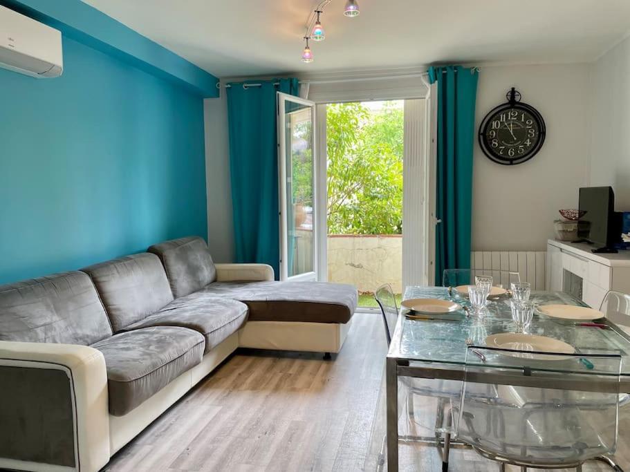Apartamento Au Coeur Et Au Calme De Bandol, Parking Et Climatisation Exterior foto